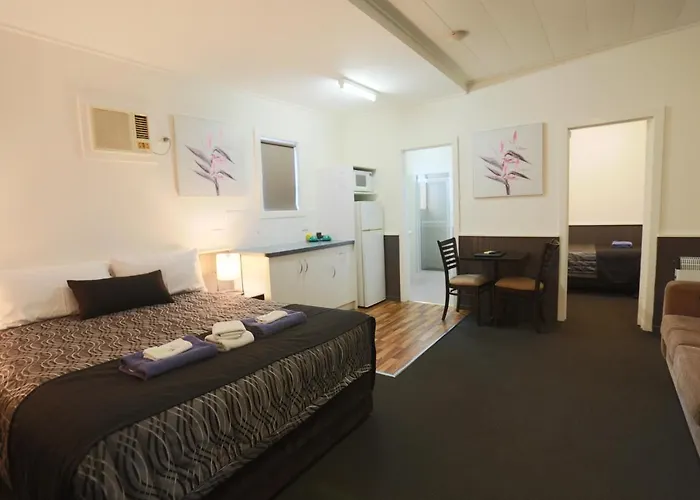The Esplanade Motel