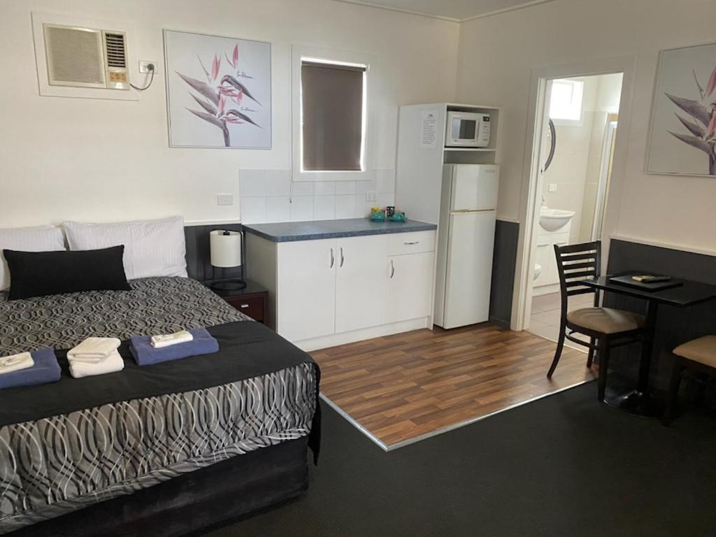 The Esplanade 3* Lakes Entrance
