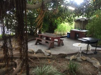 The Esplanade Motel 3*