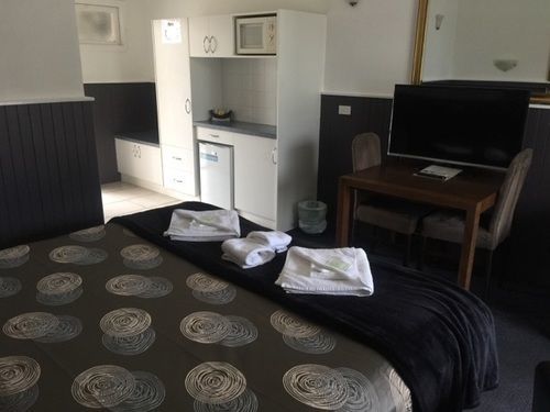 The Esplanade 3*